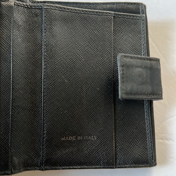 Authentic Prada wallet - Picture 7 of 14